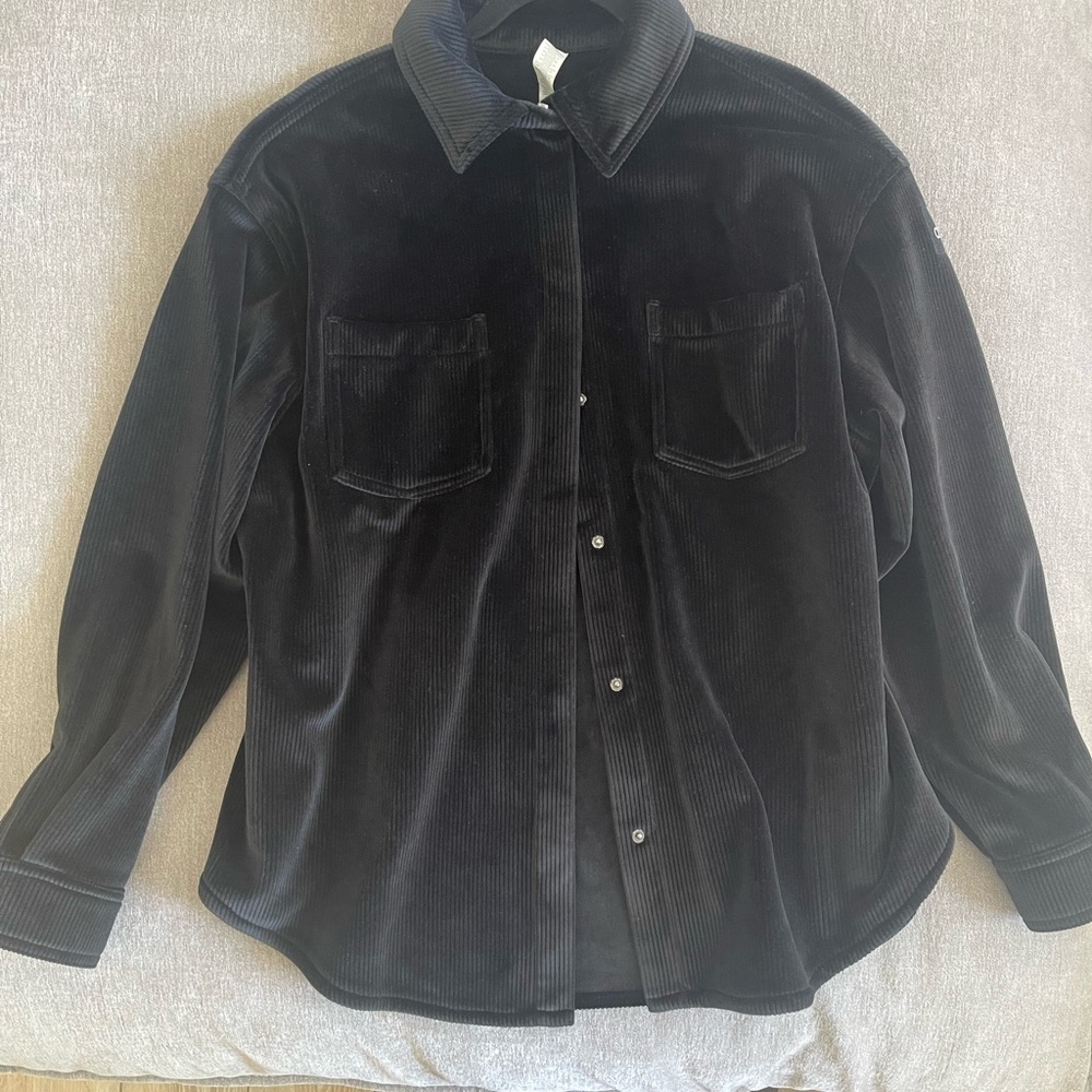 ALO Yoga Black Corduroy Shacket Pre-Owned Medium
